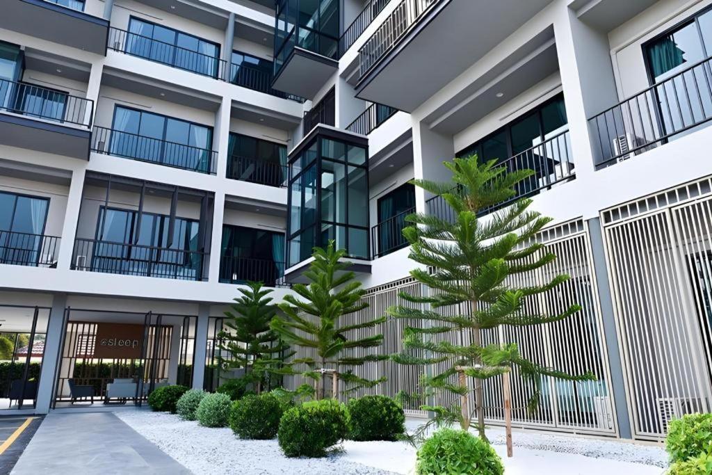 @Sleep Hotel Накхон Патом Екстериор снимка