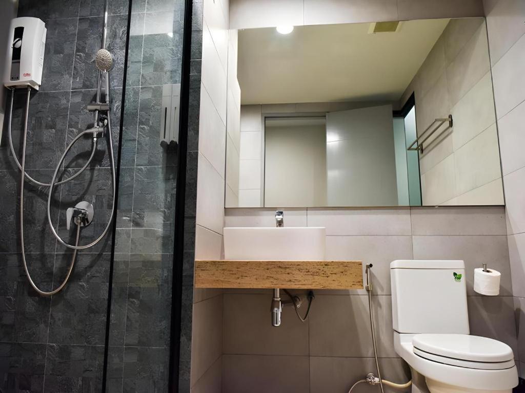 @Sleep Hotel Накхон Патом Екстериор снимка
